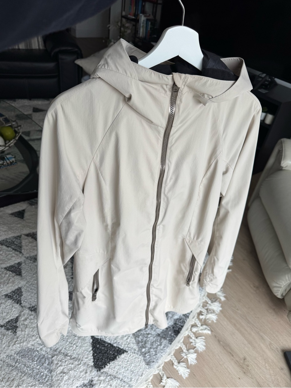lululemon athletica Natural Biege Hooded Waterproof Rain Jacket